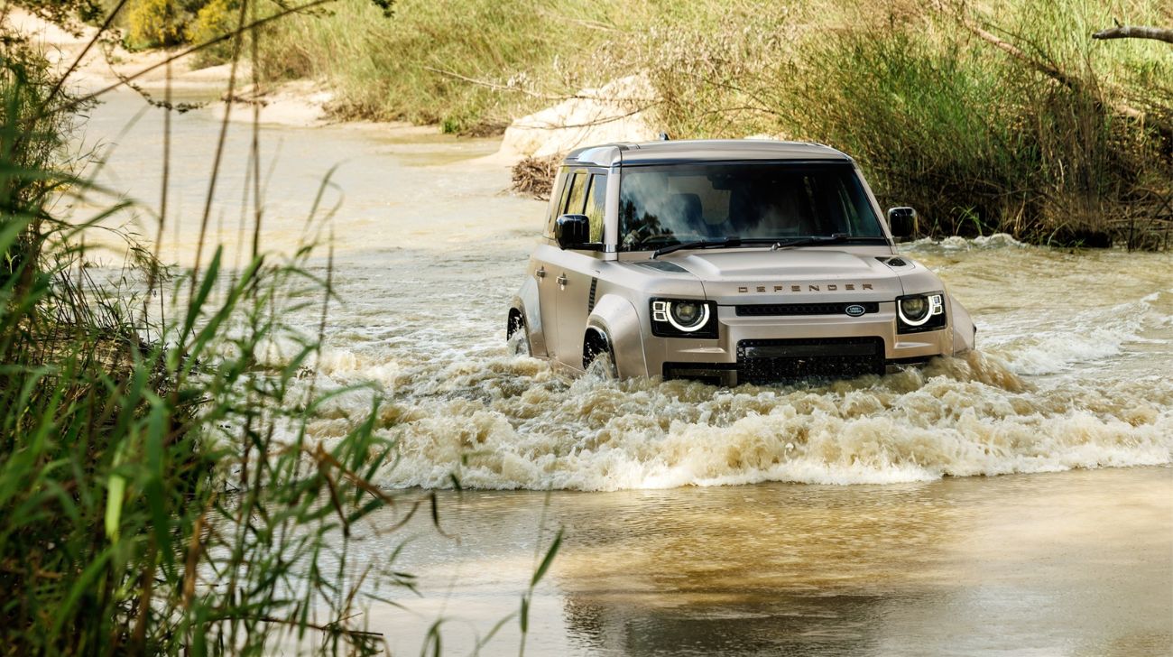 1743502072-new Land Rover Defender Octa In Water Of